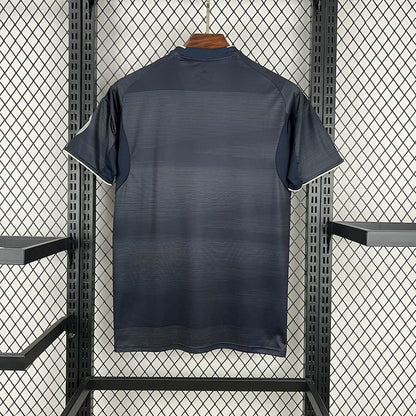 Maillot Real Madrid extérieur 2025-26