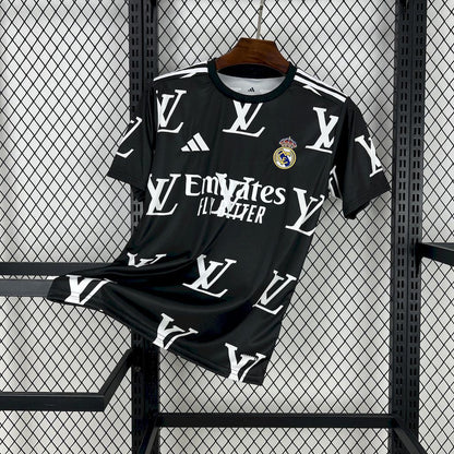Maillot Real Madrid concept 2025-26