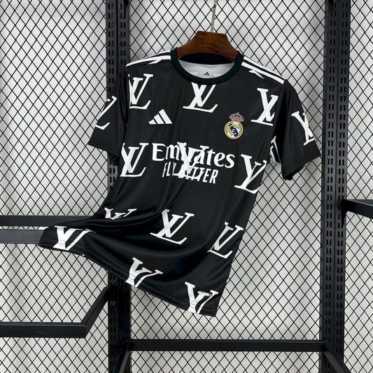 Maillot Real Madrid concept 2025-26